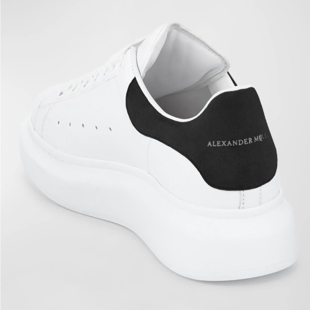Alexander McQueen White and Black Sneakers AUTHENTIC - Picture 3 of 12